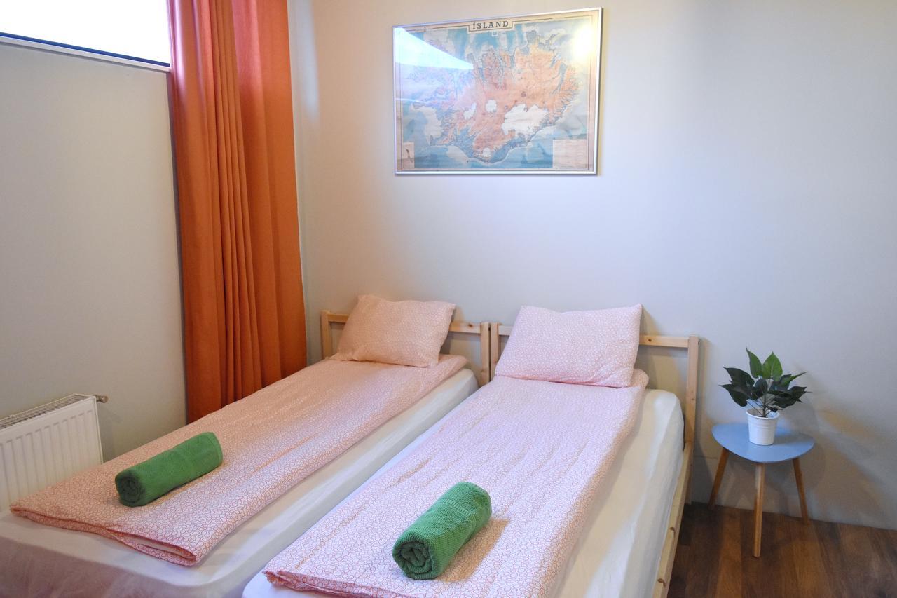 Vibrant Iceland Hostel ฮาฟนาร์ฟโยร์ดัวร์ ภายนอก รูปภาพ